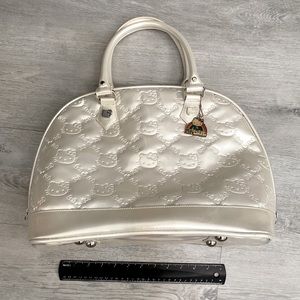 Loungefly x Hello Kitty collaborated handbag